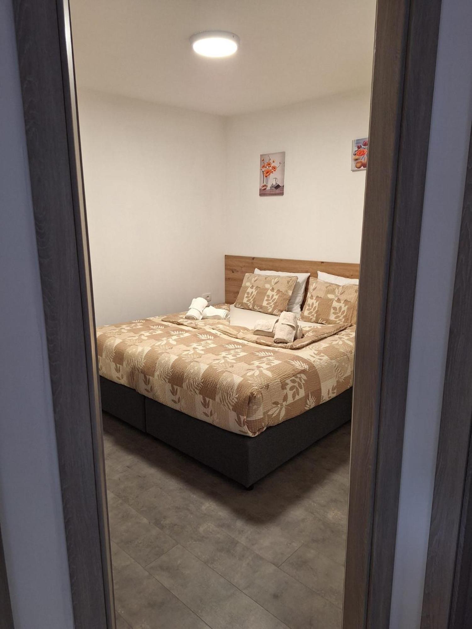 Apartmani Venecia Prozor Extérieur photo